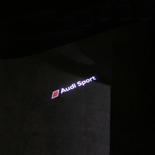 Audi sport lys projektor til døren. Audi sport logo